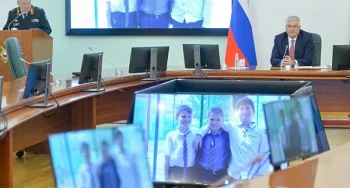 Владимир Колокольцев наградил 11-летнего сочинца за помощь в задержании серийного грабителя