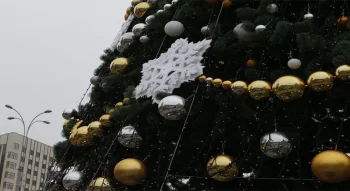 По поручению Вениамина Кондратьева в городах и районах Кубани отменили массовые новогодние мероприятия и фейерверки